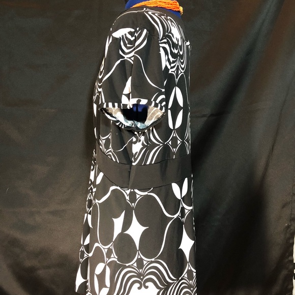 Plus Size Women’s Blouse - Picture 5 of 7